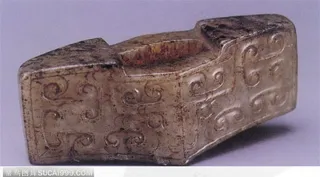 传统工艺-褐色的玉扣