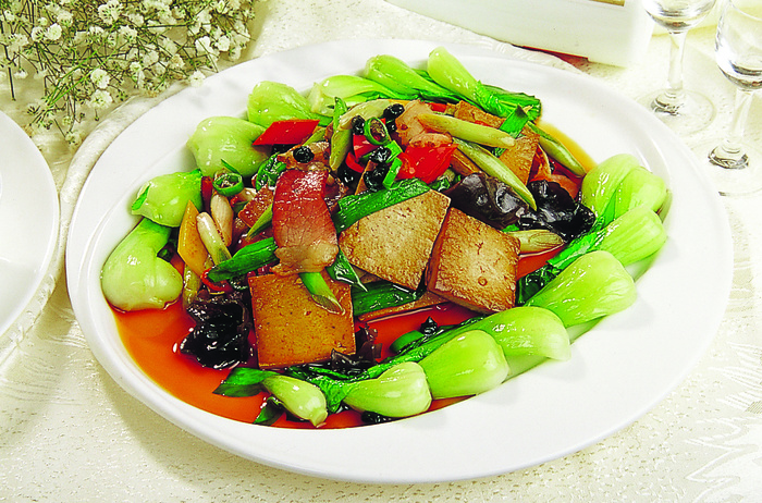 3099蒜苗腊肉煎老豆腐