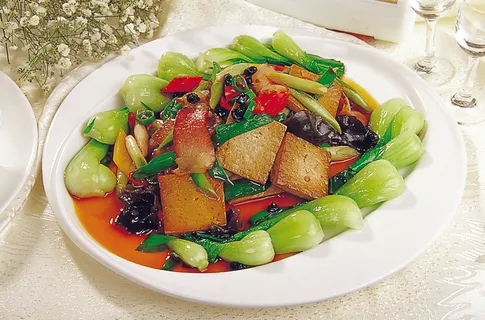 3099蒜苗腊肉煎老豆腐 3099蒜苗腊肉煎老豆腐