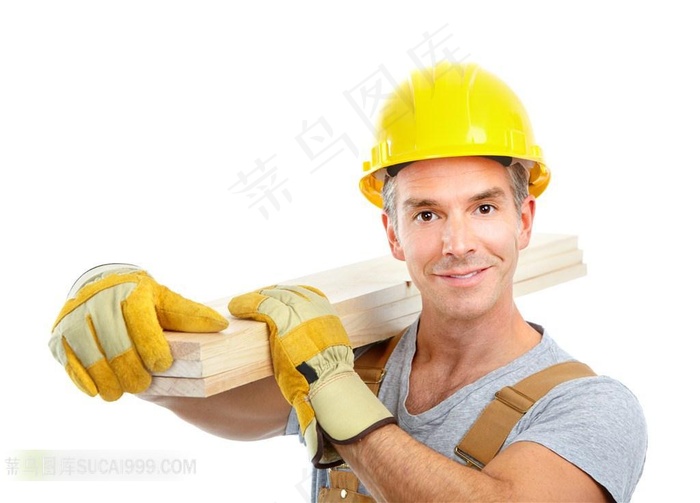 扛木头的建筑工人图片