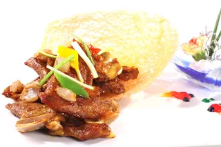 粤菜风味牛仔骨   88元一例