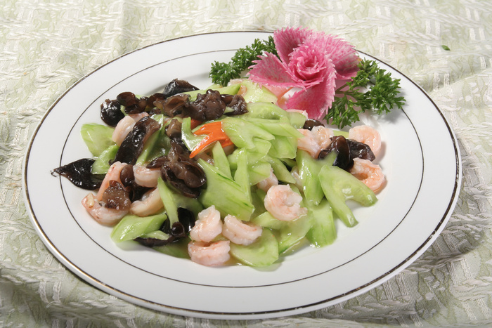 香瓜木耳爆虾球