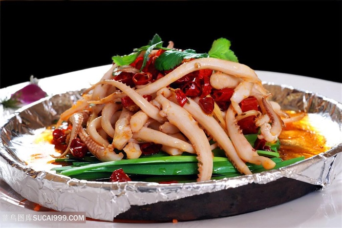 中华美食湘干锅鱿鱼须摄影图