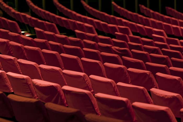 大剧院椅子背部