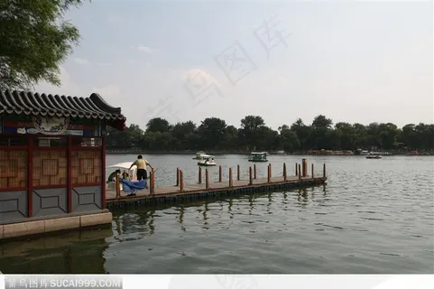 北京老建筑-湖岸的小桥 北京老建筑-湖岸的小桥