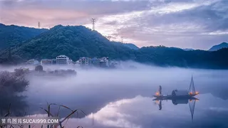 意境渔村小船渔船山水风景图片