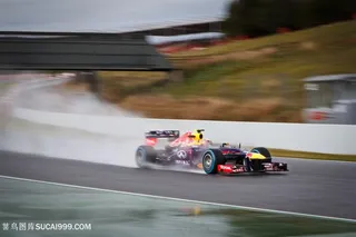 f1赛车比赛场景图片