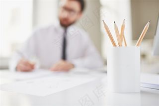 商务人士办公场景