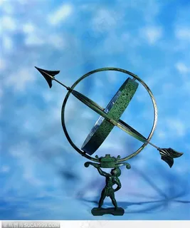 蓝色背景下古老时间侧面