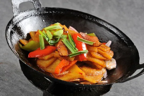 美味的家常干锅土豆片图片-第7张 美味的家常干锅土豆片图片-第7张