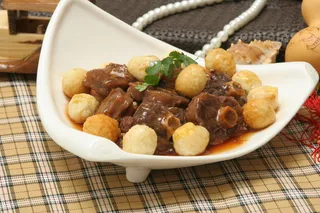 27  新西兰酱烧牛尾-国客大酒店