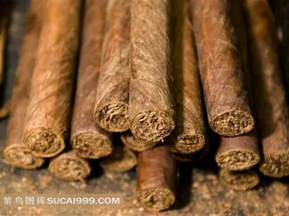 一堆雪茄烟图片素材