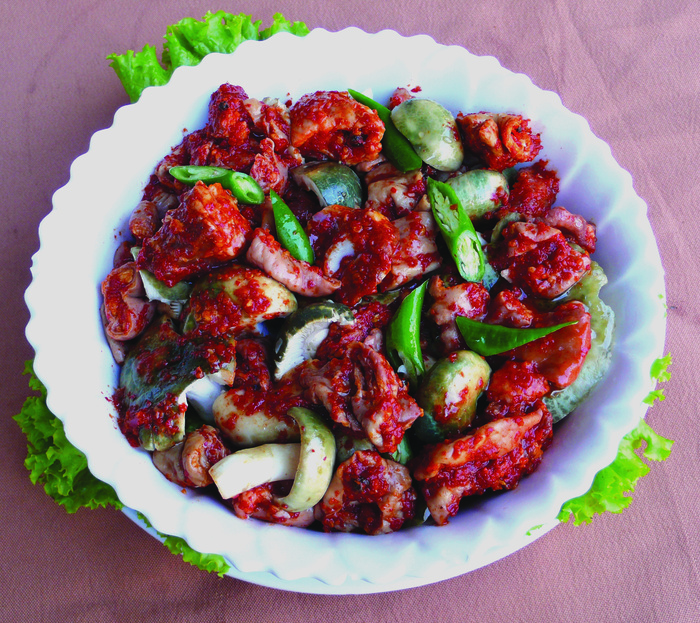 0711c-1919猪肝酥炖青头菌