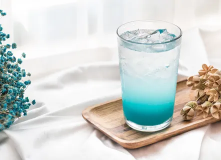 奶茶店水果茶饮品特饮高清图蓝色梦幻