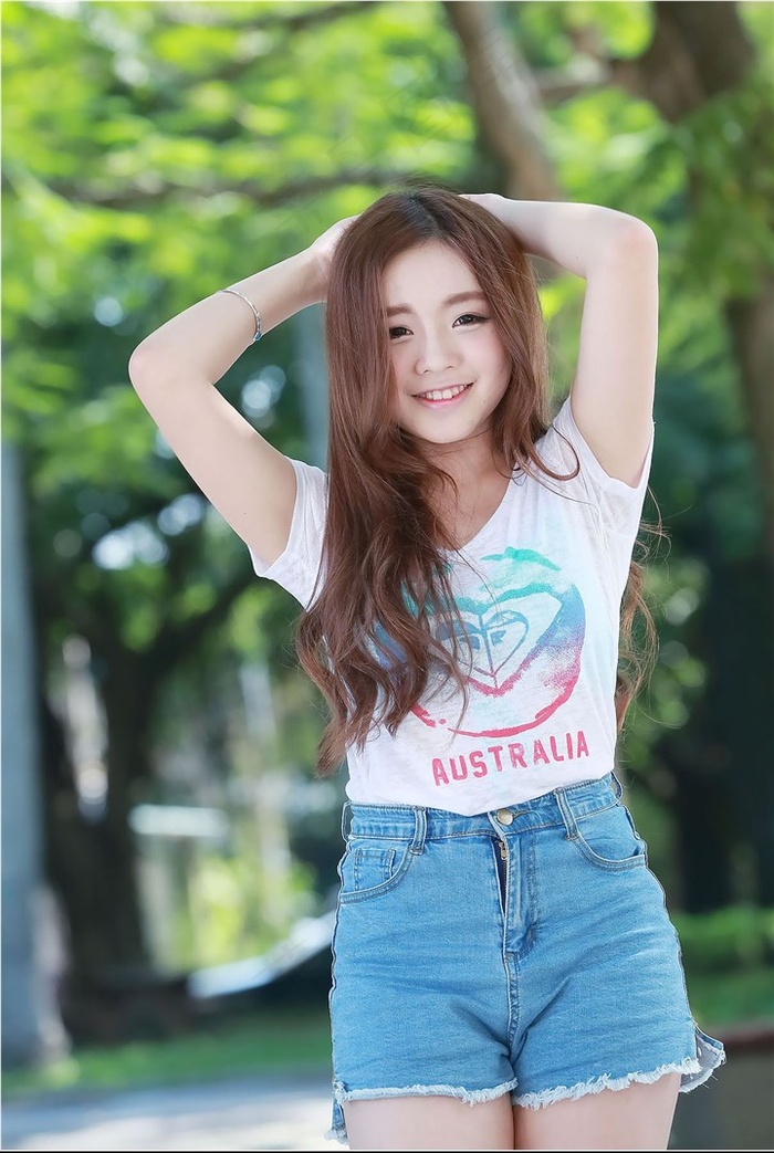 邻家女孩黄琳高清图片