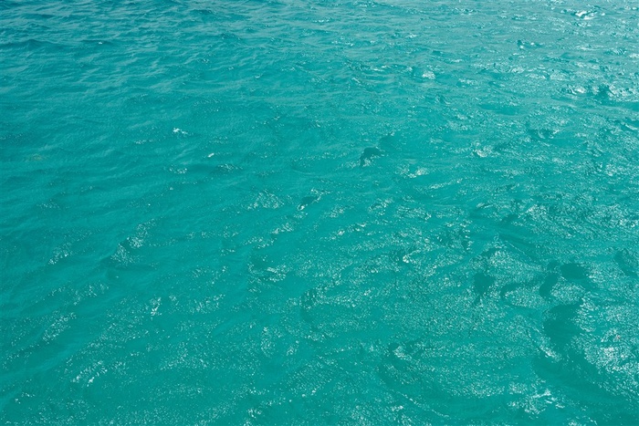 湛蓝的大海海水