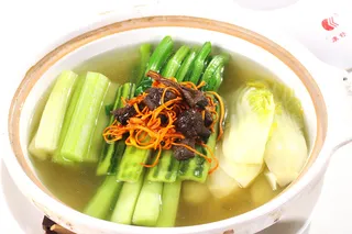 首长保健菜   32元一例（和砂锅鱼头放一页，上部）