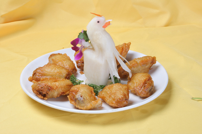 金牌蒜香翅 25元