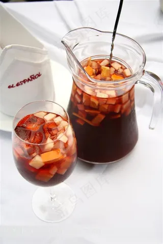 冰镇百香果水果茶图片素材