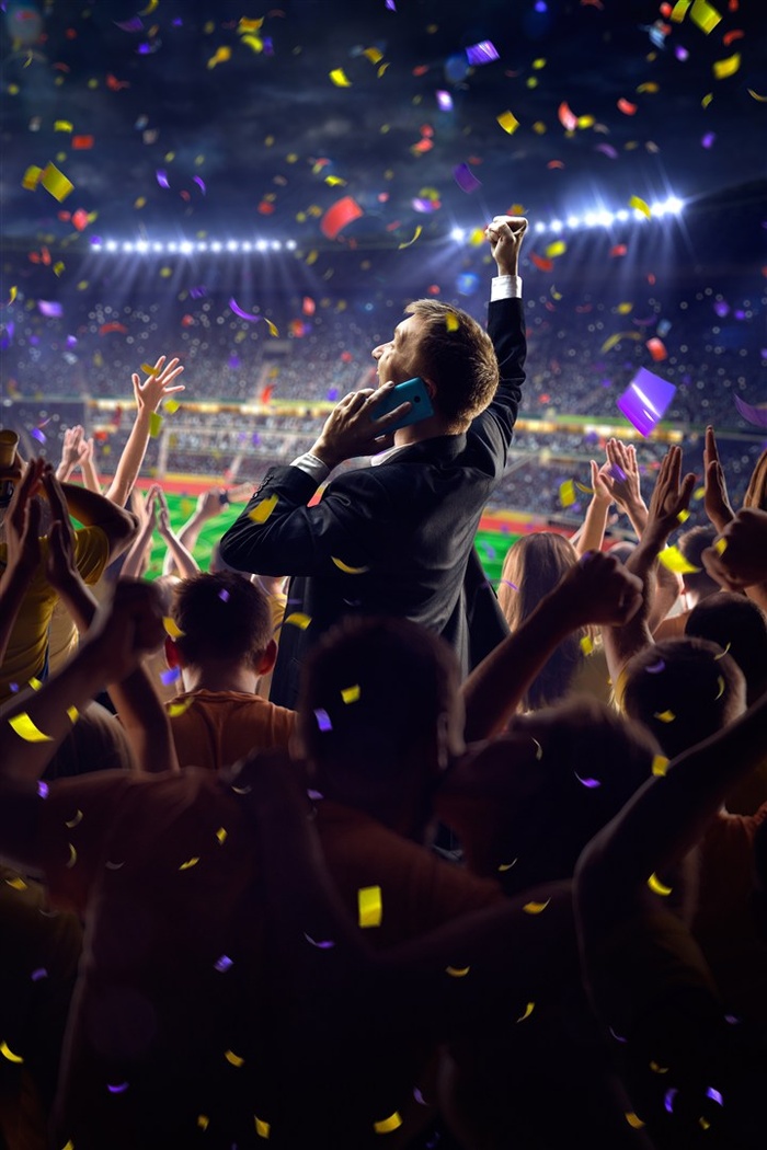 足球场狂欢的人群高清图片