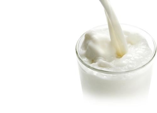 牛奶 PNG免抠(500x360)