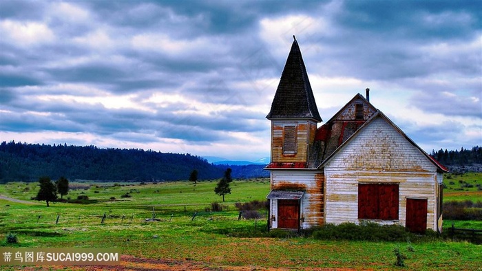 草地唯美乡村建筑壁纸