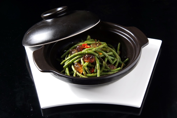 石锅煲类火锅川菜特色菜美椒豇豆煲