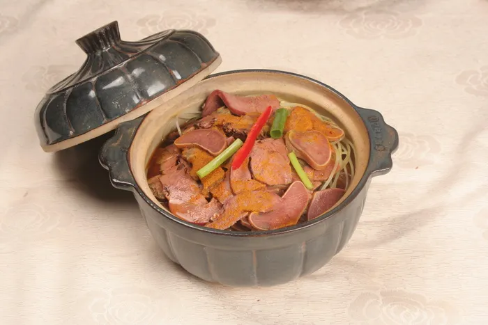 特色牛杂煲19