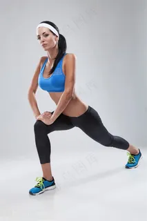 压腿运动美女图片 压腿运动美女图片