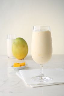 奶茶店水果茶饮品特饮高清图芒果奶昔