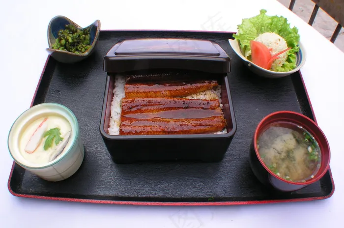  鳗鱼盖饭套餐 