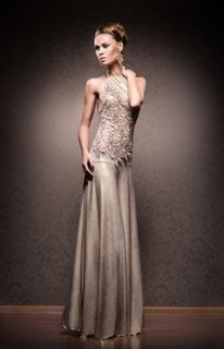 气质晚礼服美女图片