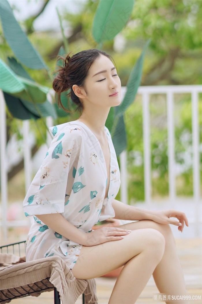 高清*丸子头白嫩美女沈梦瑶精品写真套图