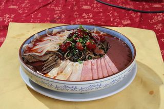 34精品毛血旺-雅香苑