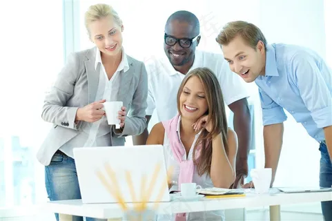 分享信息的商务人员职场人物 分享信息的商务人员职场人物