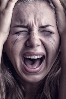 伤心痛苦的图片