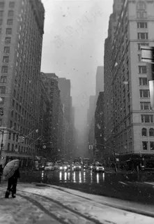 灰色城市建筑高清图片