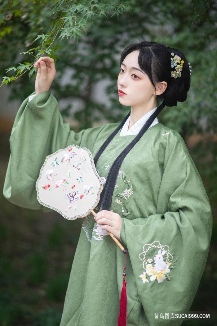 超清明朝古装古风绿色汉服清纯美女图片