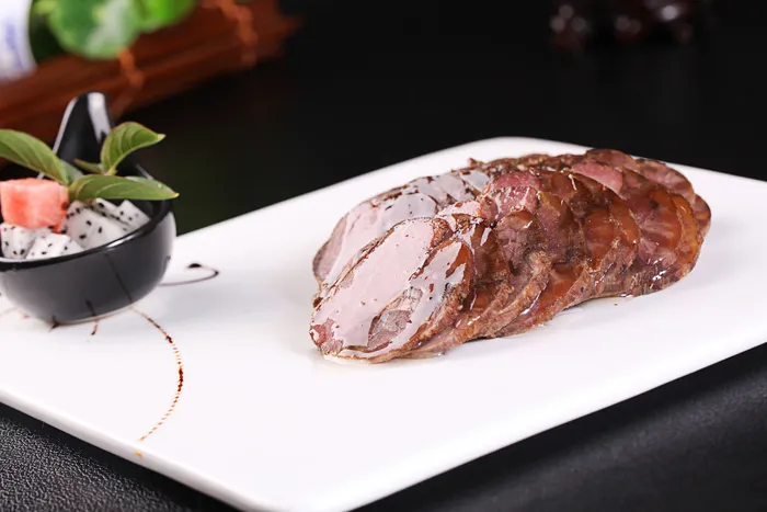 玫瑰汾酒牛健 (2)