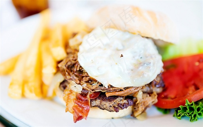 汉堡套餐图片