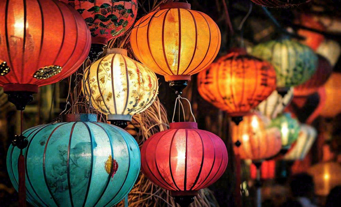 灯笼喜庆中秋佳节夜晚，元宵节摄影图