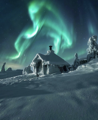 绿色极光壁纸图片