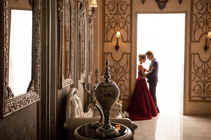 时尚幸福恋人婚纱高清图片