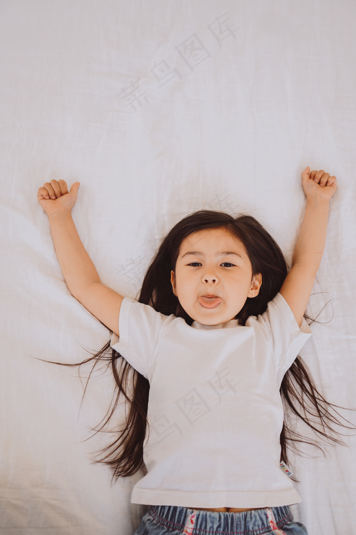 清新唯美可爱的女孩摄影图片