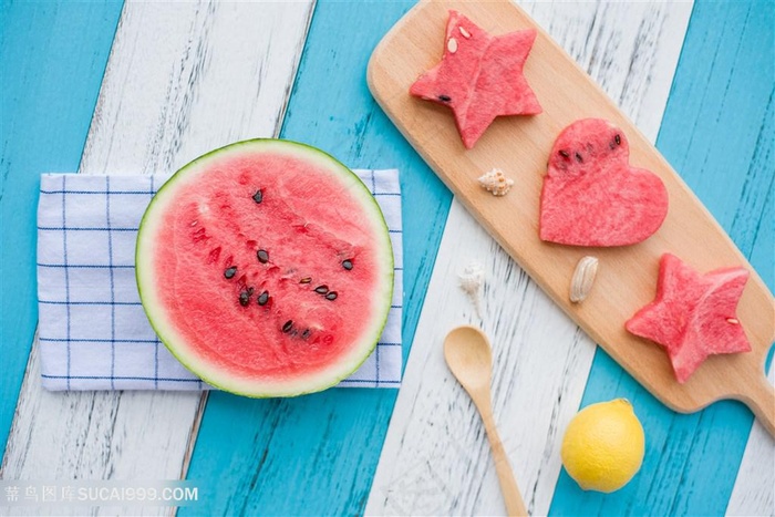 唯美新鲜的西瓜