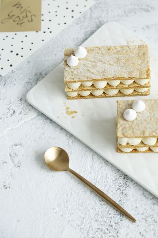 蛋糕店小蛋糕慕斯美食甜品图片