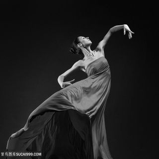 黑白照片现代舞美女图片舞蹈图片