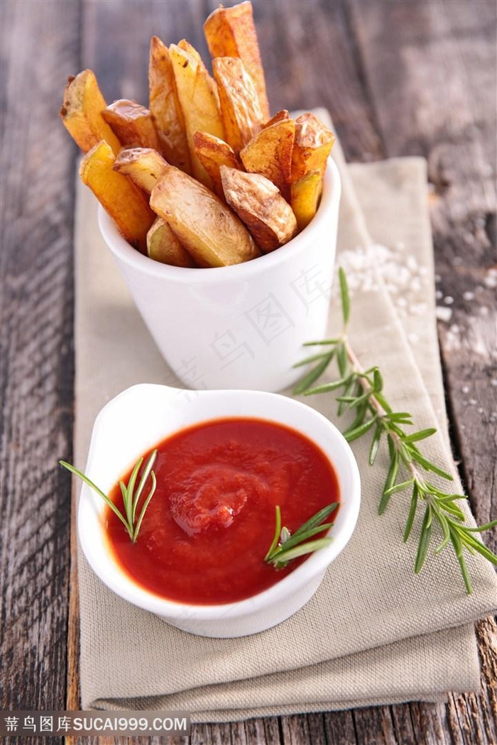 大薯条和番茄酱