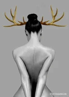 唯美鹿角美女黑白装饰画