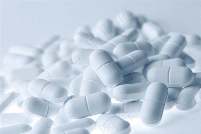 一大堆的白色药片